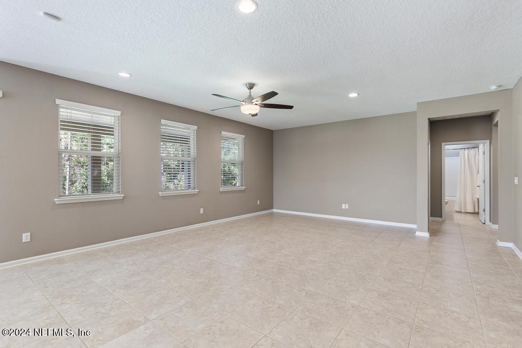 71 ANN SCOTT Drive, St. Johns