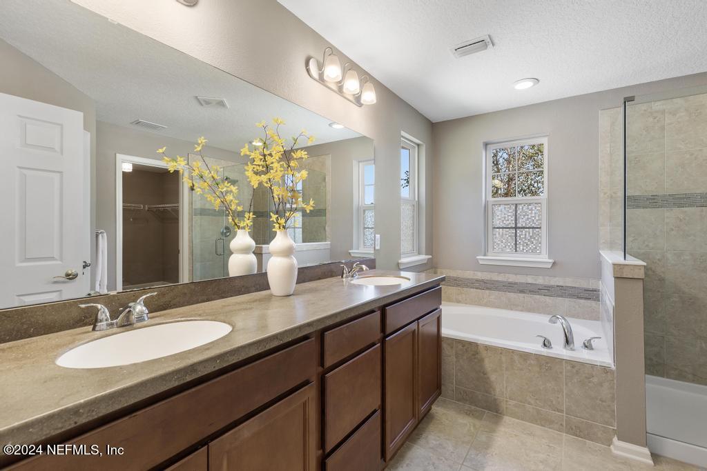 71 ANN SCOTT Drive, St. Johns