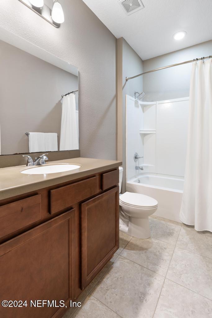 71 ANN SCOTT Drive, St. Johns
