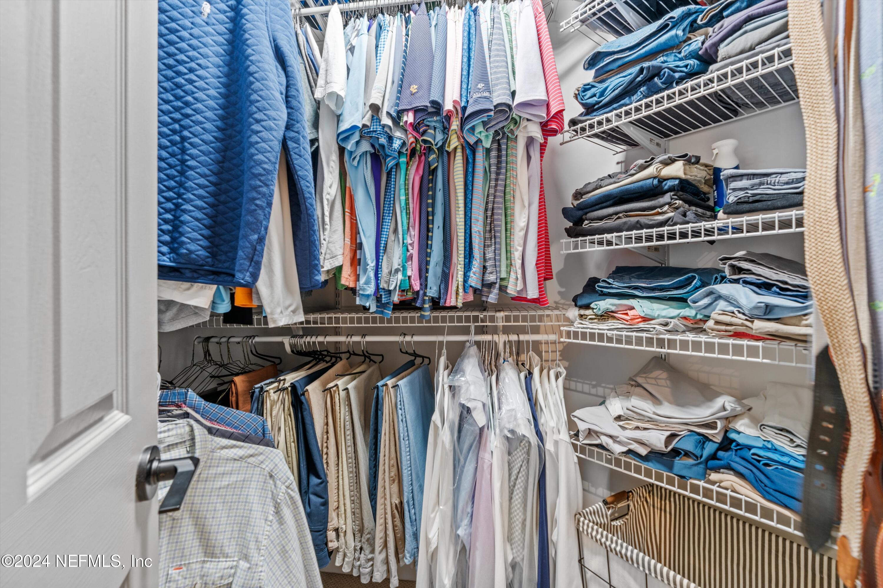 3556 SANCTUARY Way S