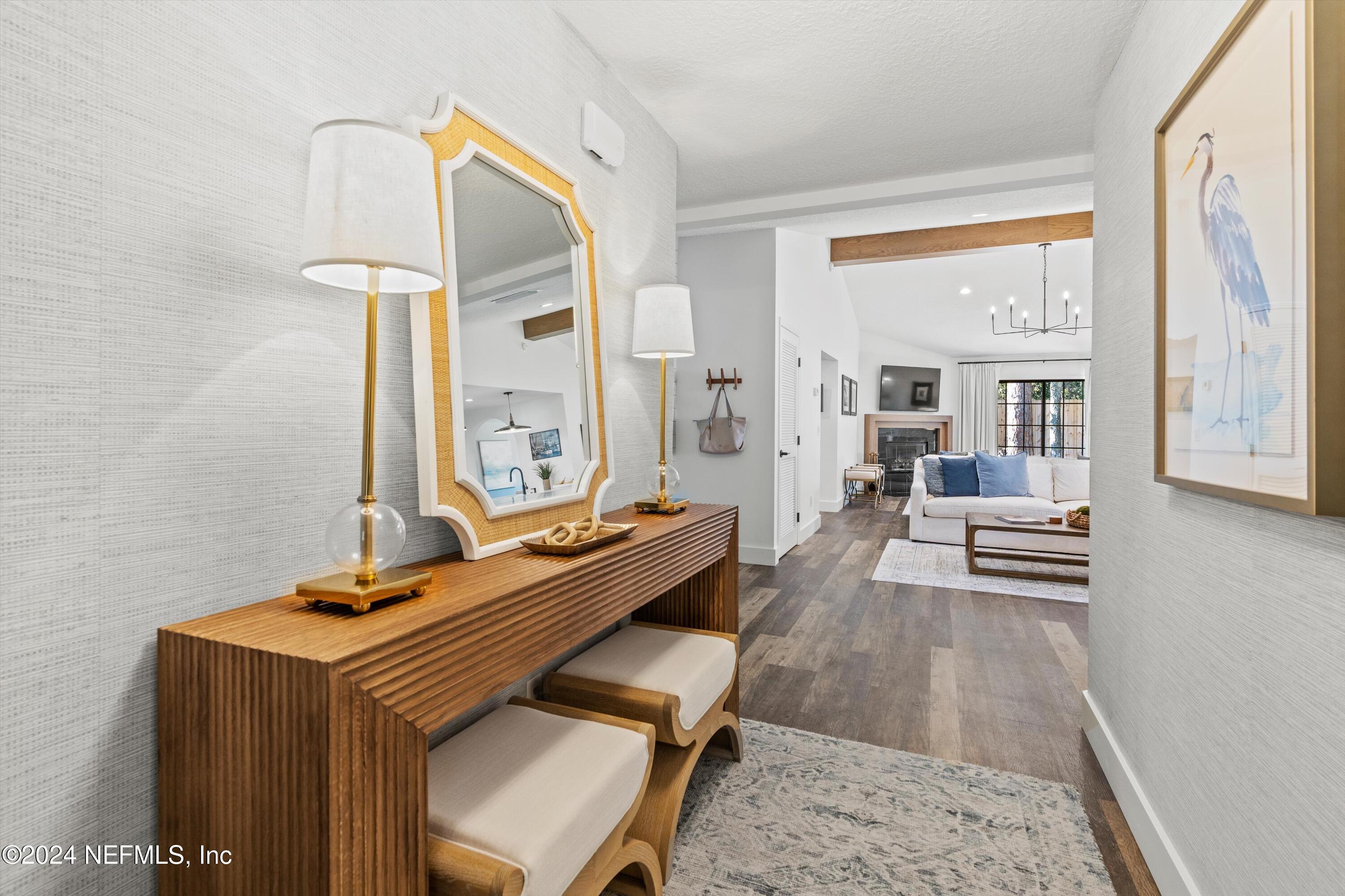 3556 SANCTUARY Way S