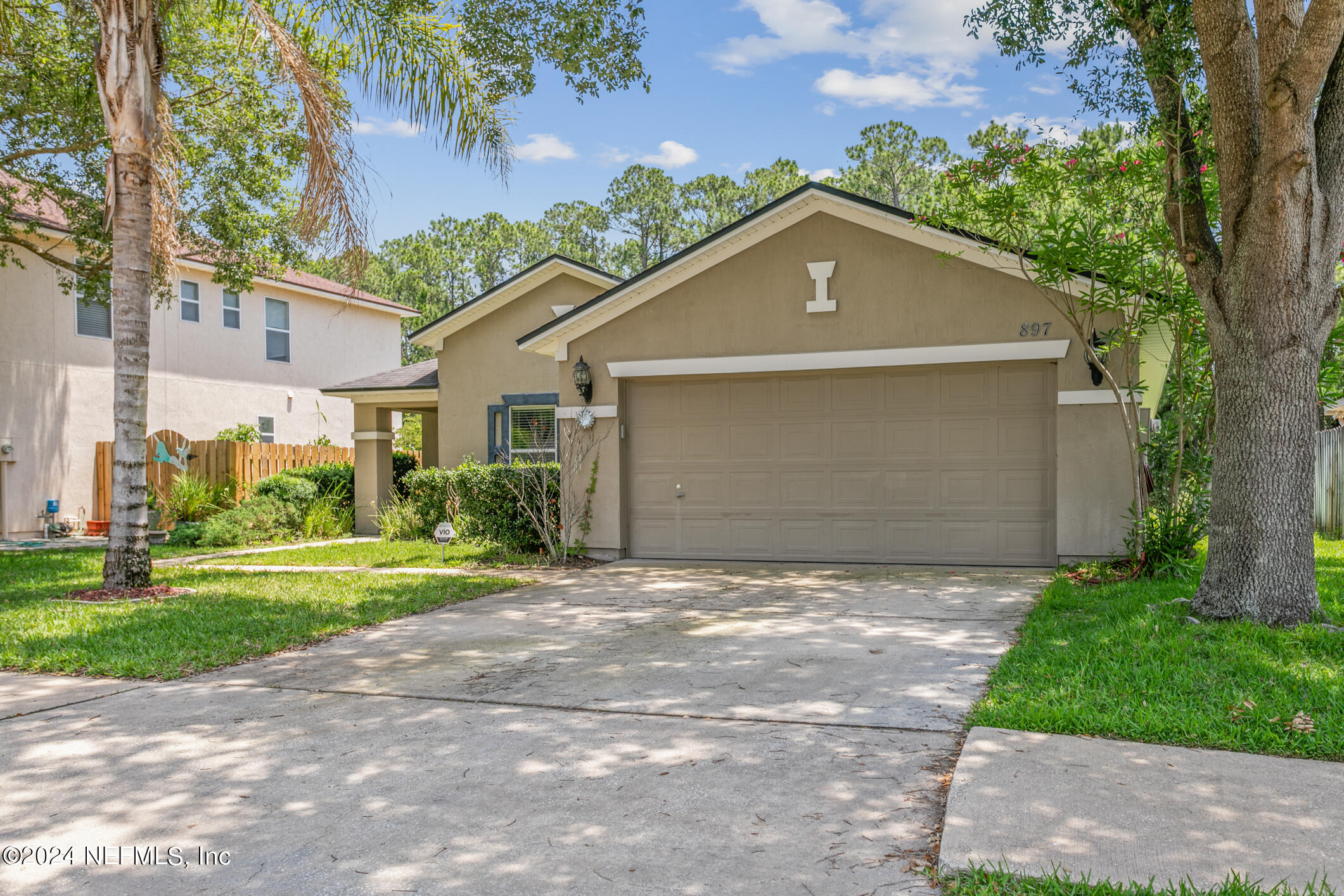 897 COLLINSWOOD Drive