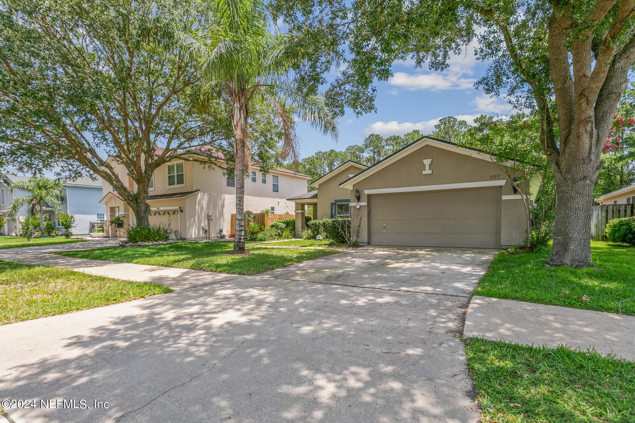 897 COLLINSWOOD Drive