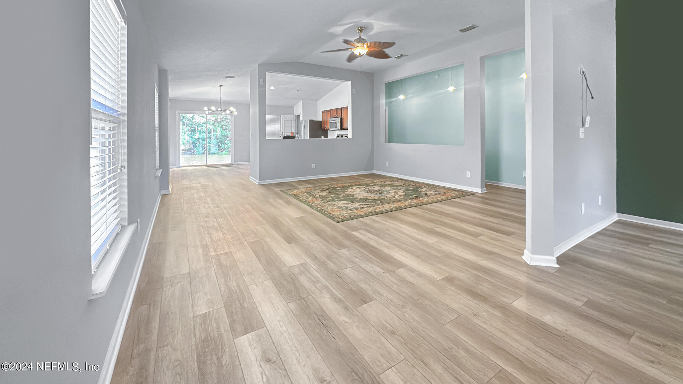 897 COLLINSWOOD Drive