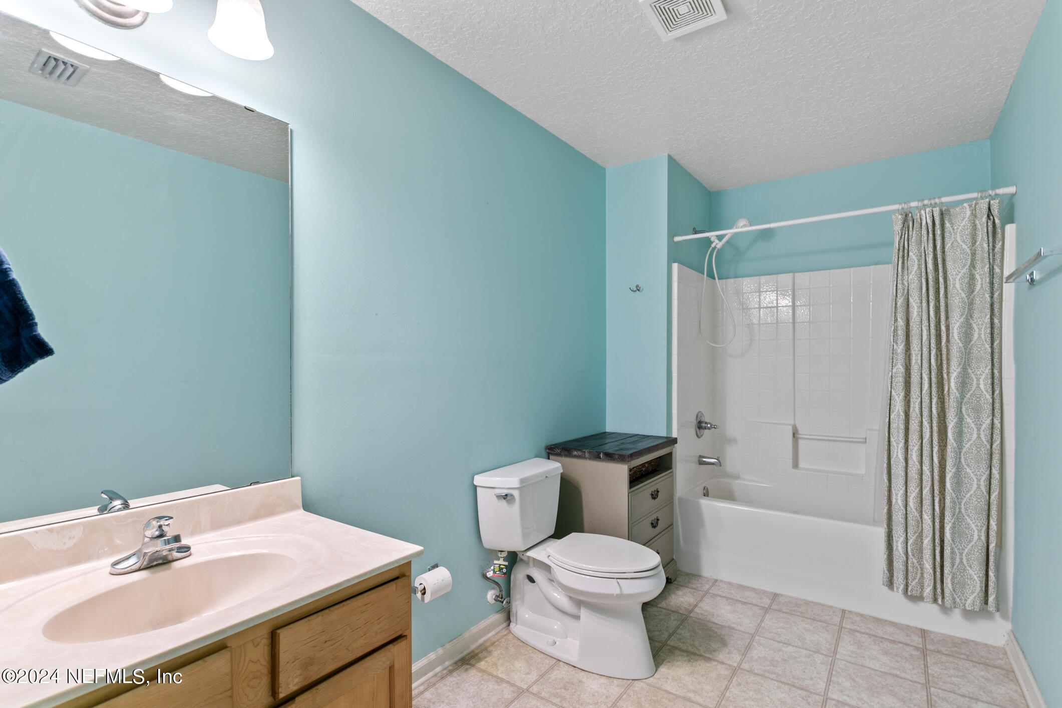 897 COLLINSWOOD Drive