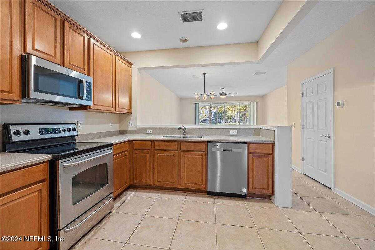 3709 WINDMAKER Way