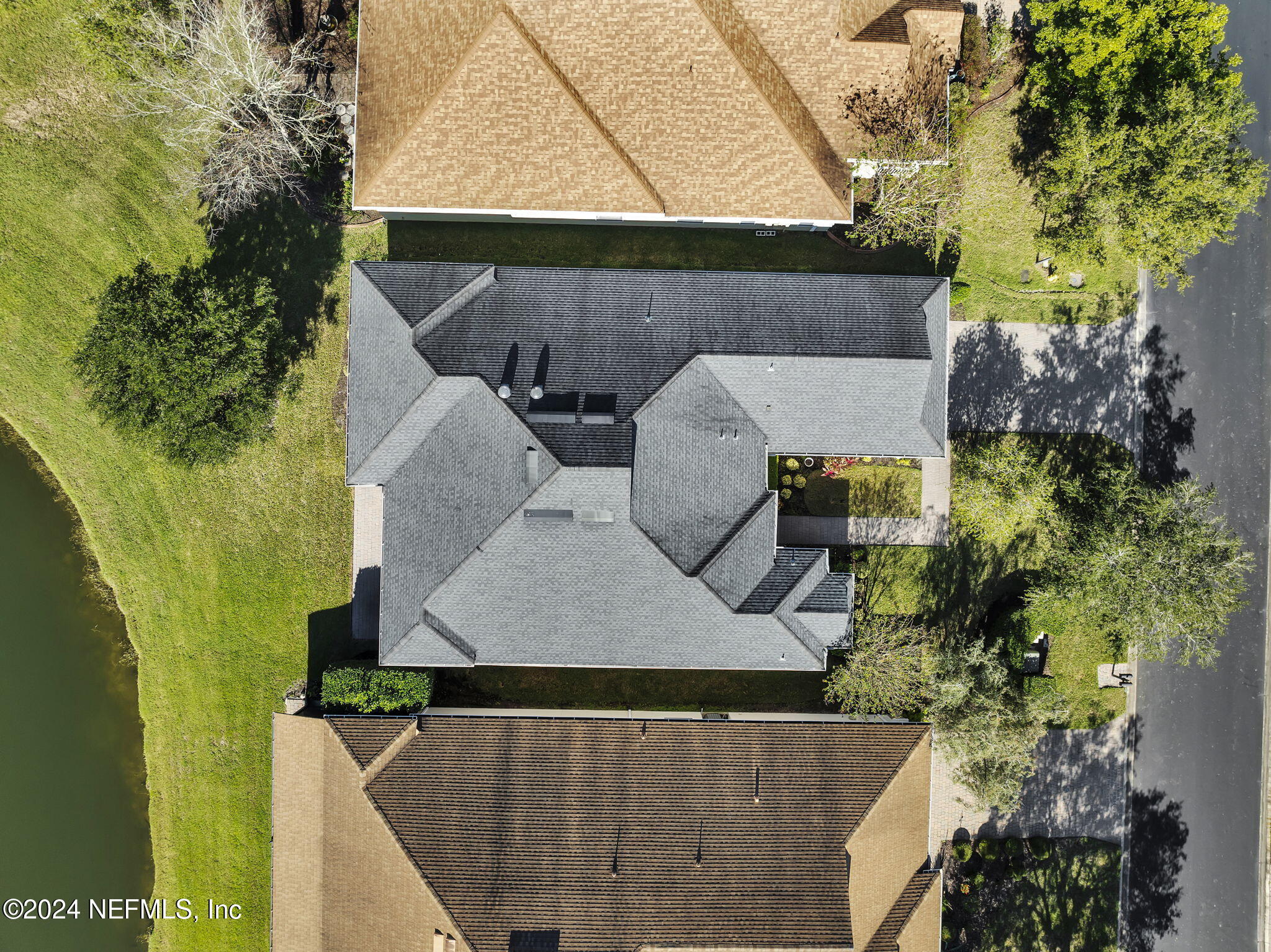 1029 INVERNESS Drive