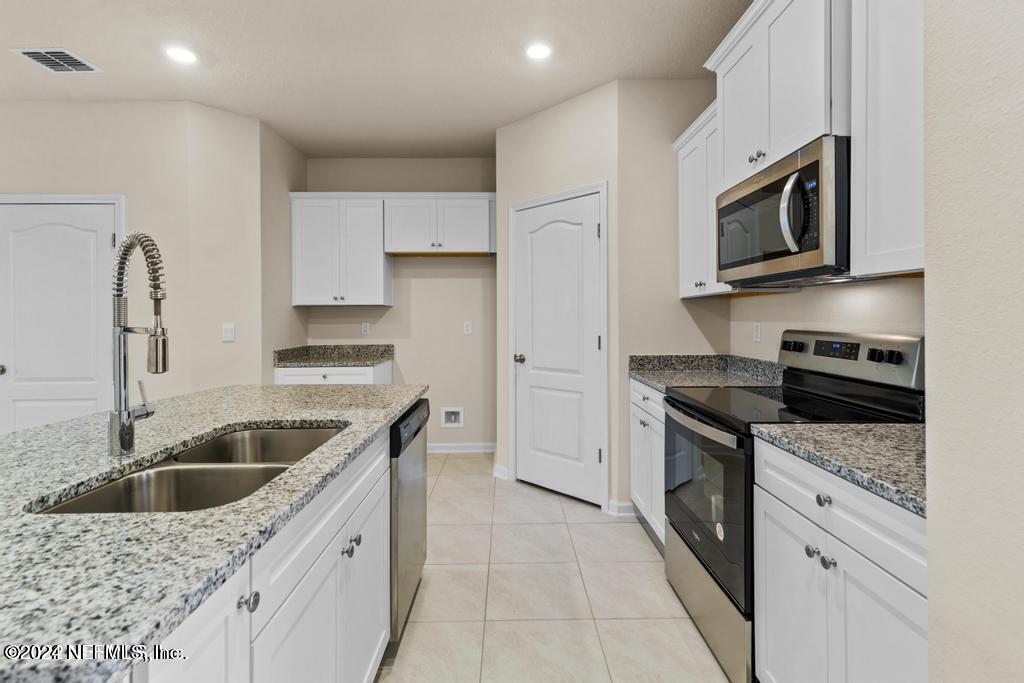 88 OARSMAN CROSSING Drive