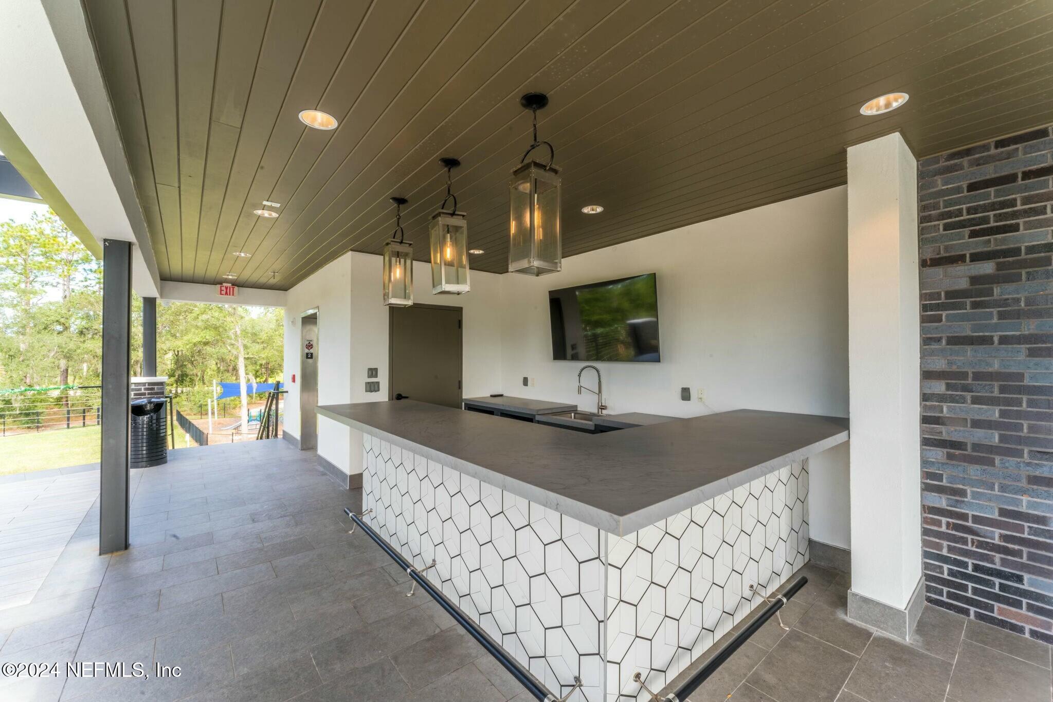 10943 AVENTURA Drive