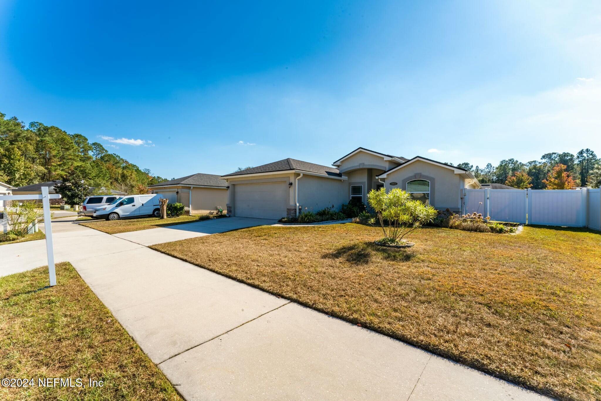 1983 CHEROKEE COVE Trail