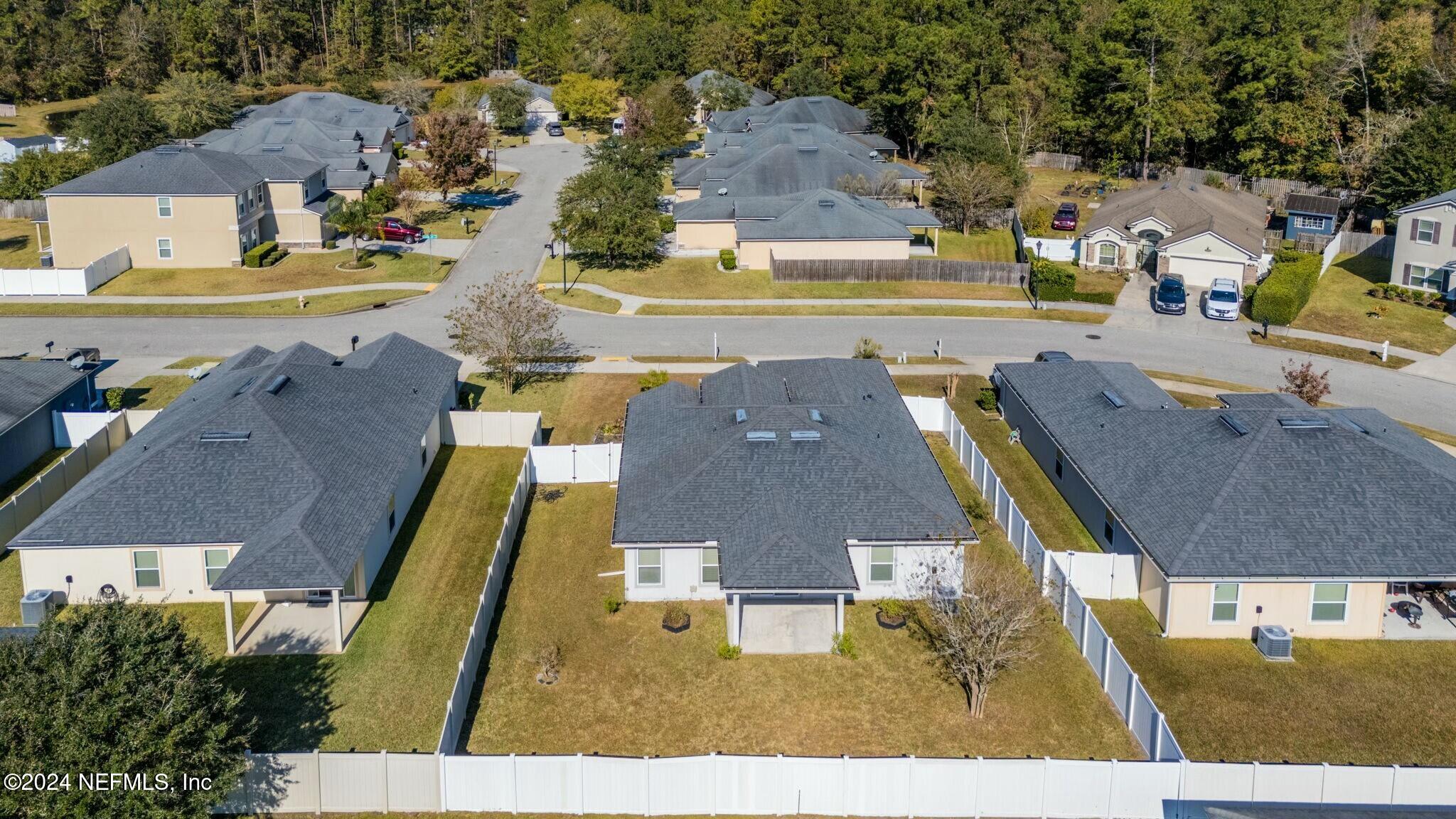 1983 CHEROKEE COVE Trail