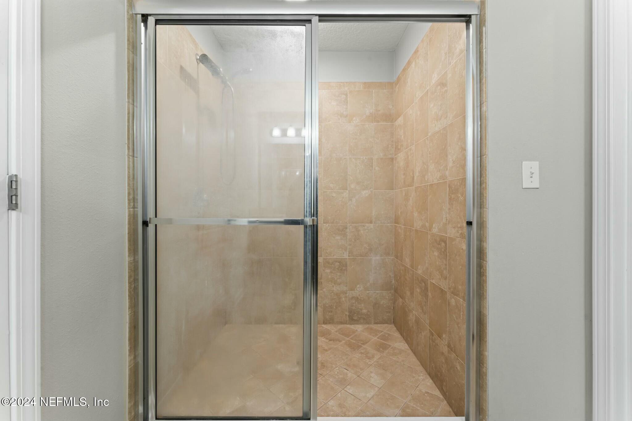 1983 CHEROKEE COVE Trail