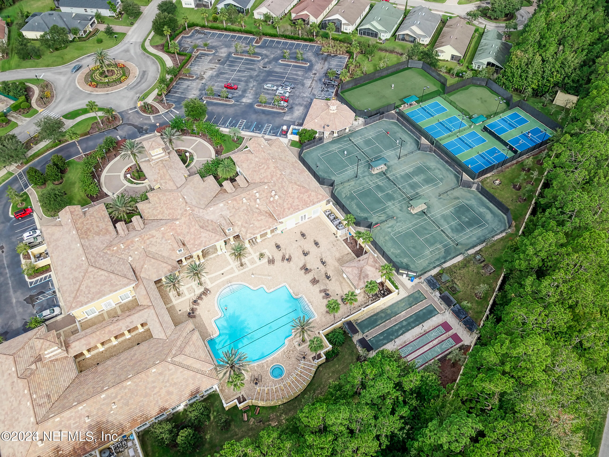 809 COPPERHEAD Circle