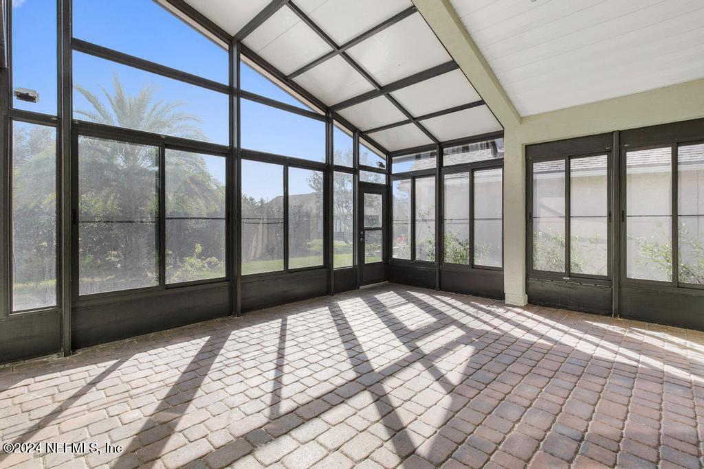 809 COPPERHEAD Circle