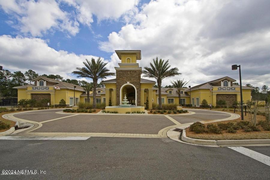 809 COPPERHEAD Circle