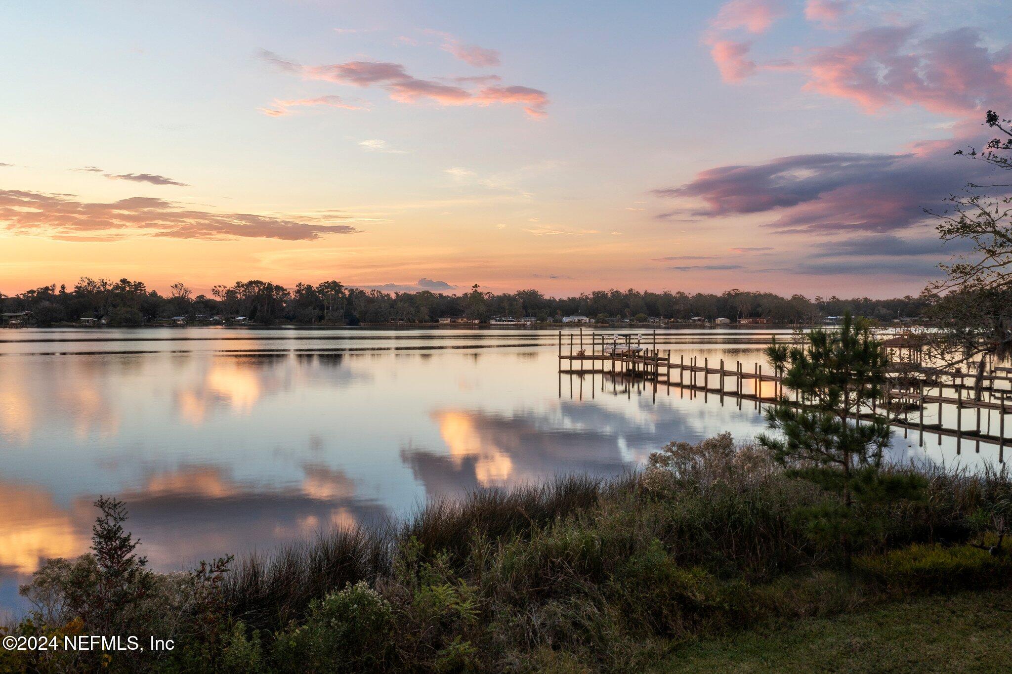 1779 CARBONDALE Drive N