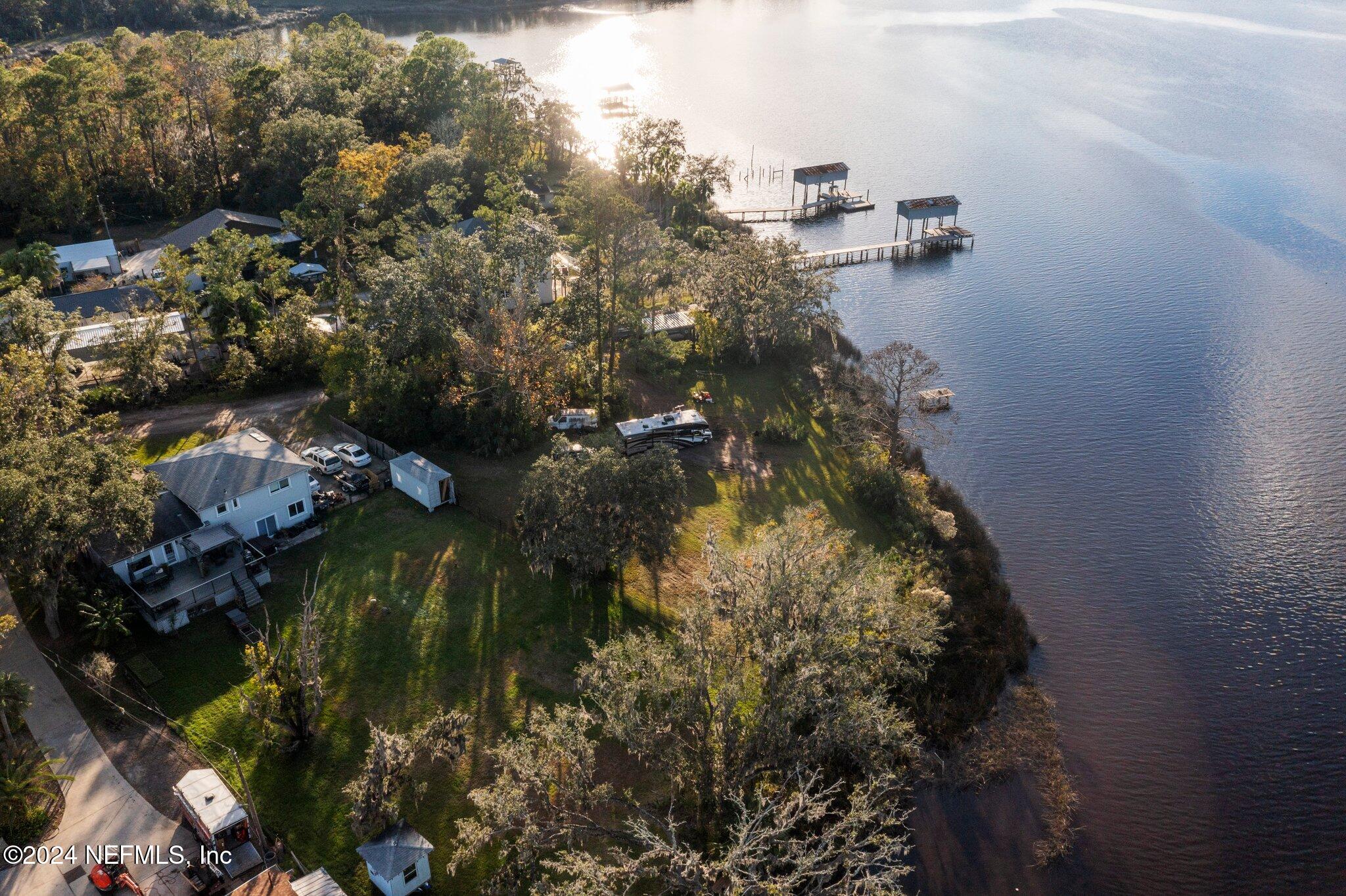 1779 CARBONDALE Drive N