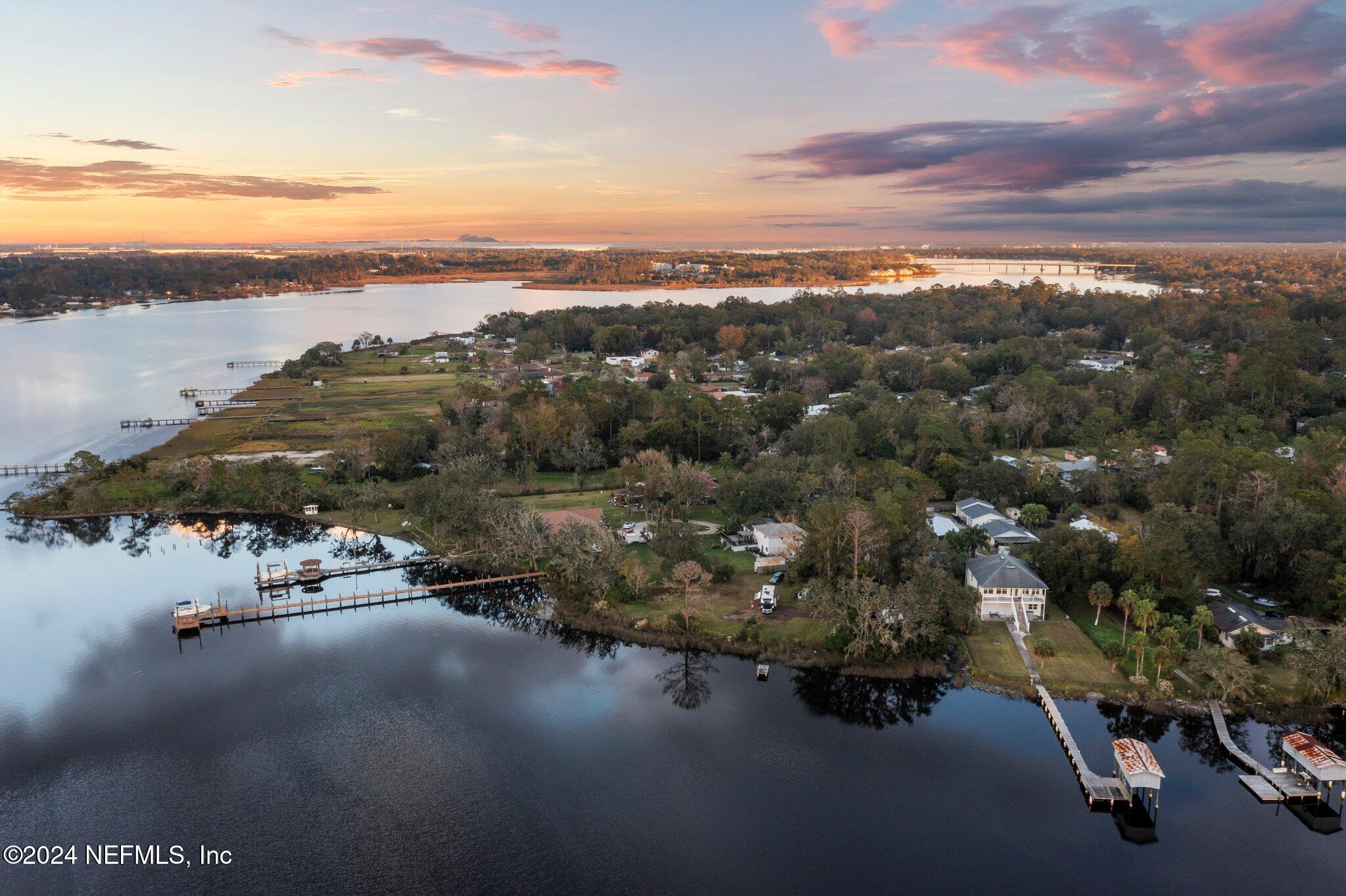 1779 CARBONDALE Drive N