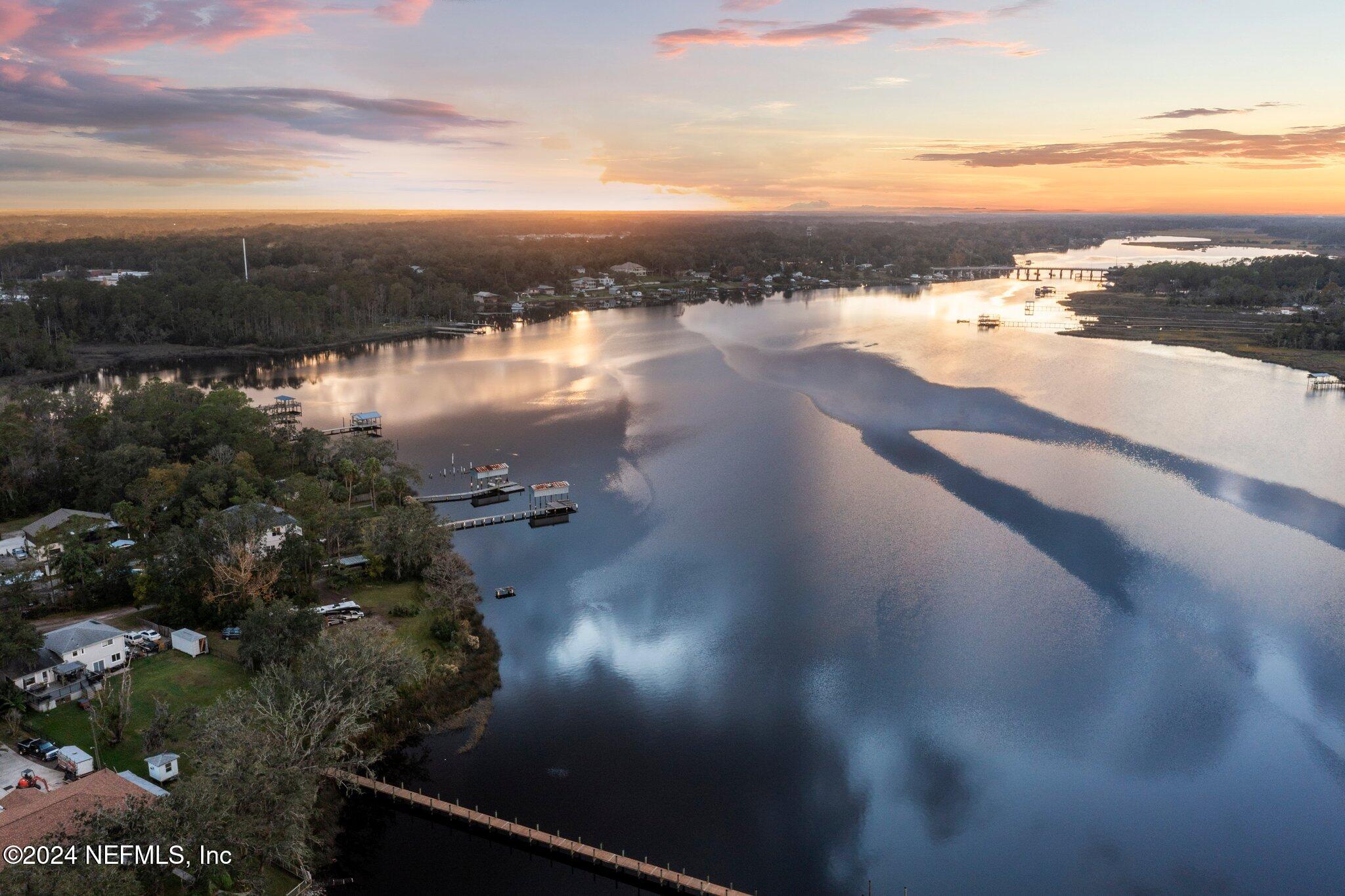 1779 CARBONDALE Drive N