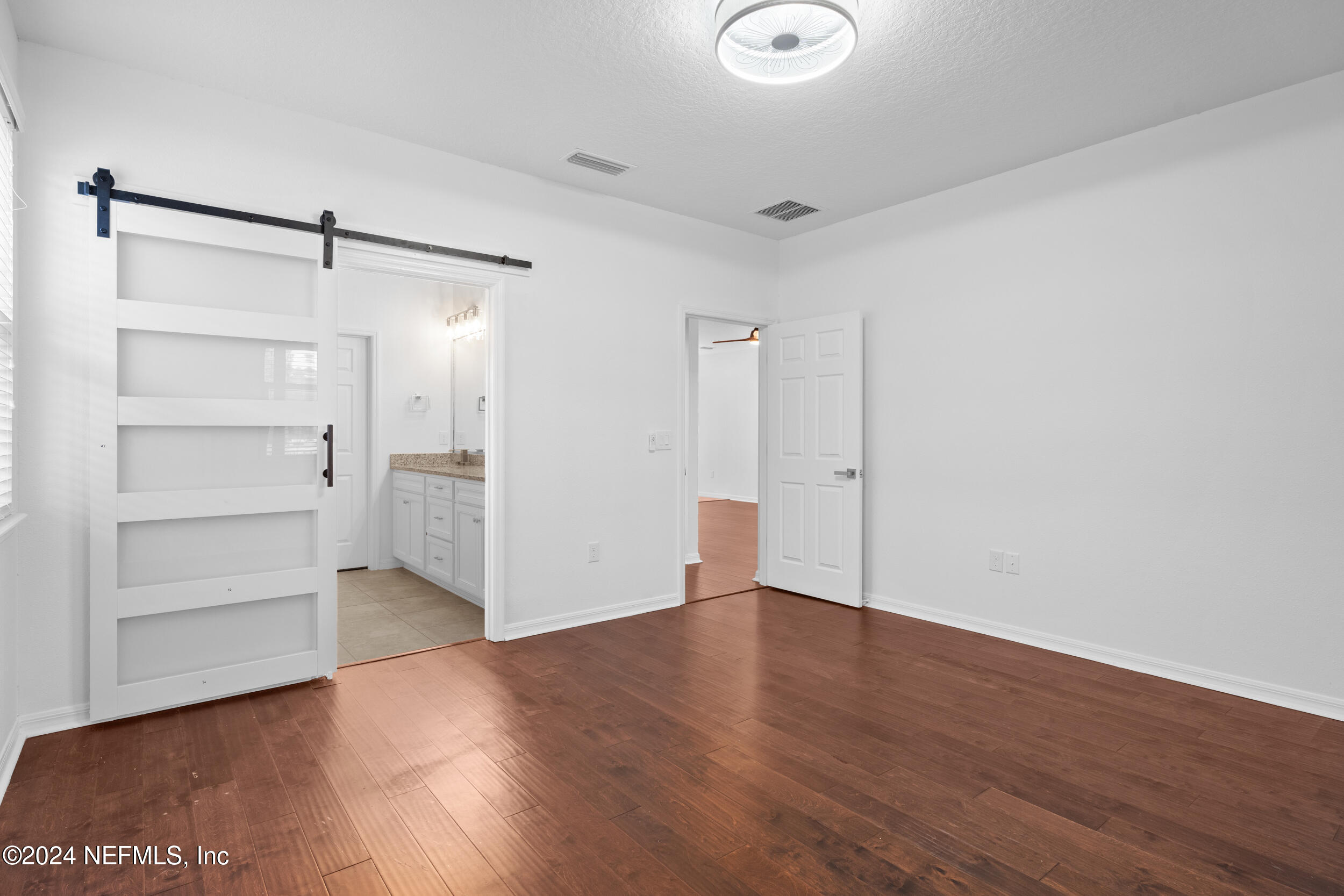 53 WOODBRIAR Road
