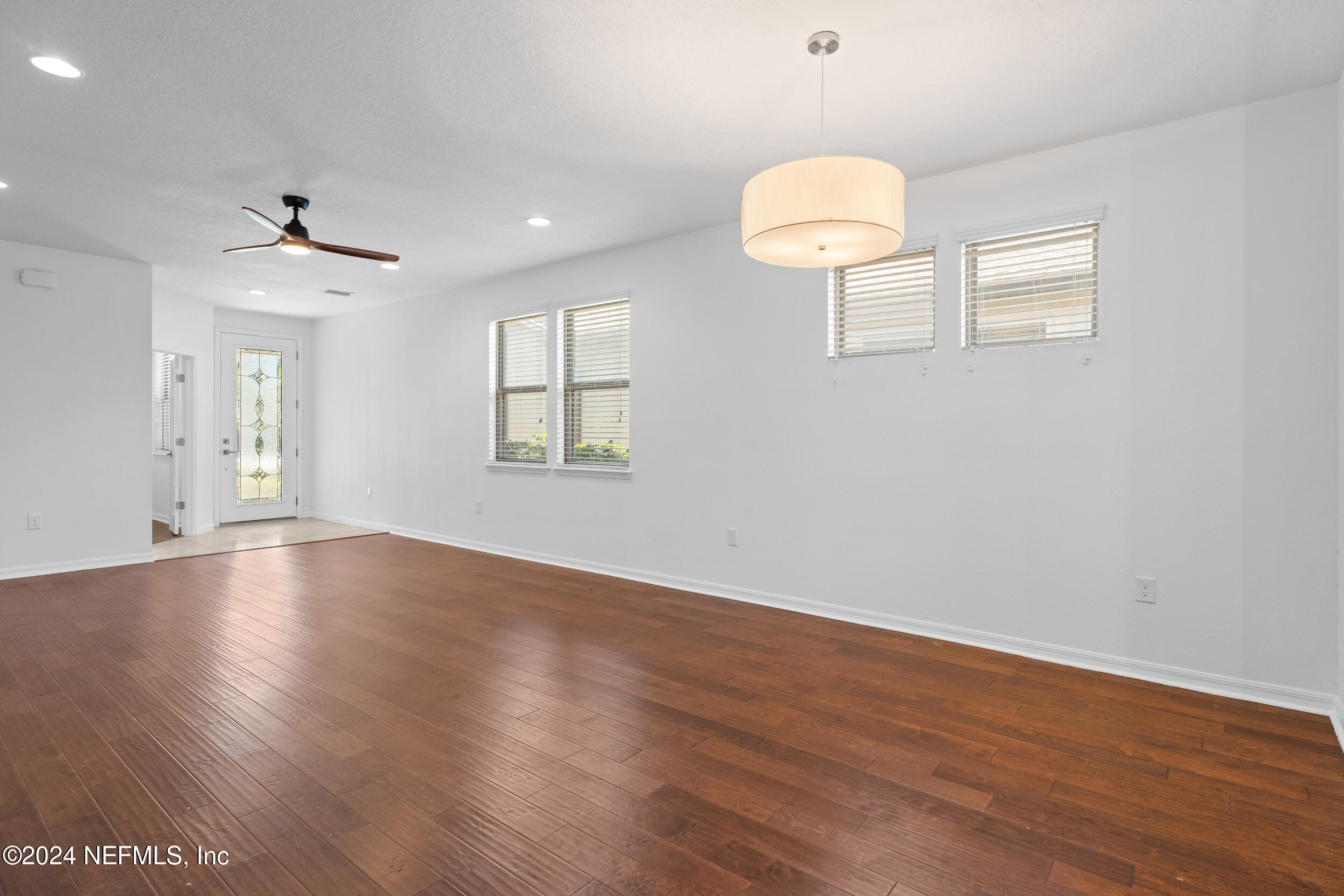 53 WOODBRIAR Road