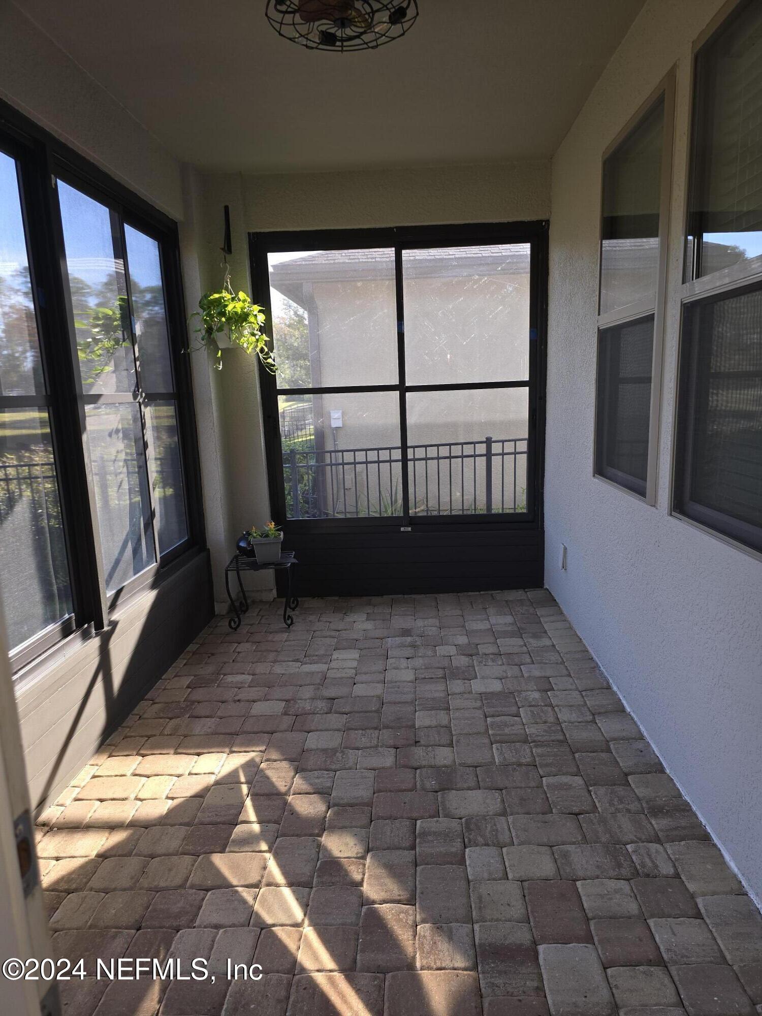 53 WOODBRIAR Road