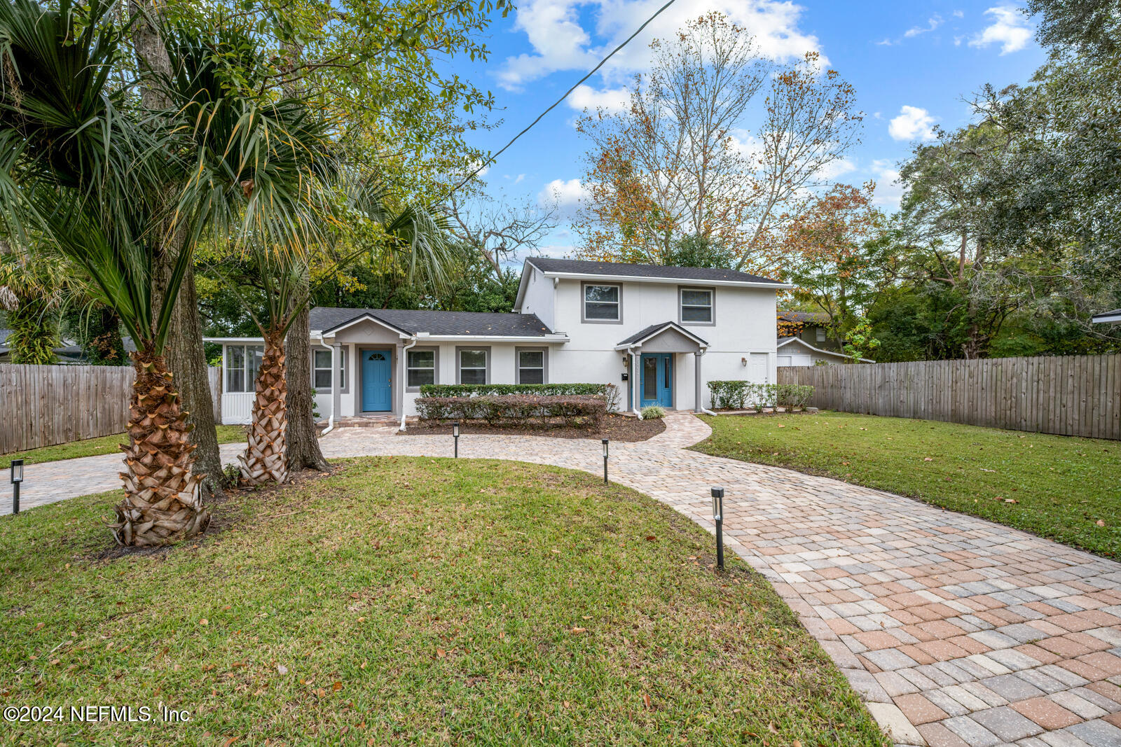 1307 INGLESIDE Avenue