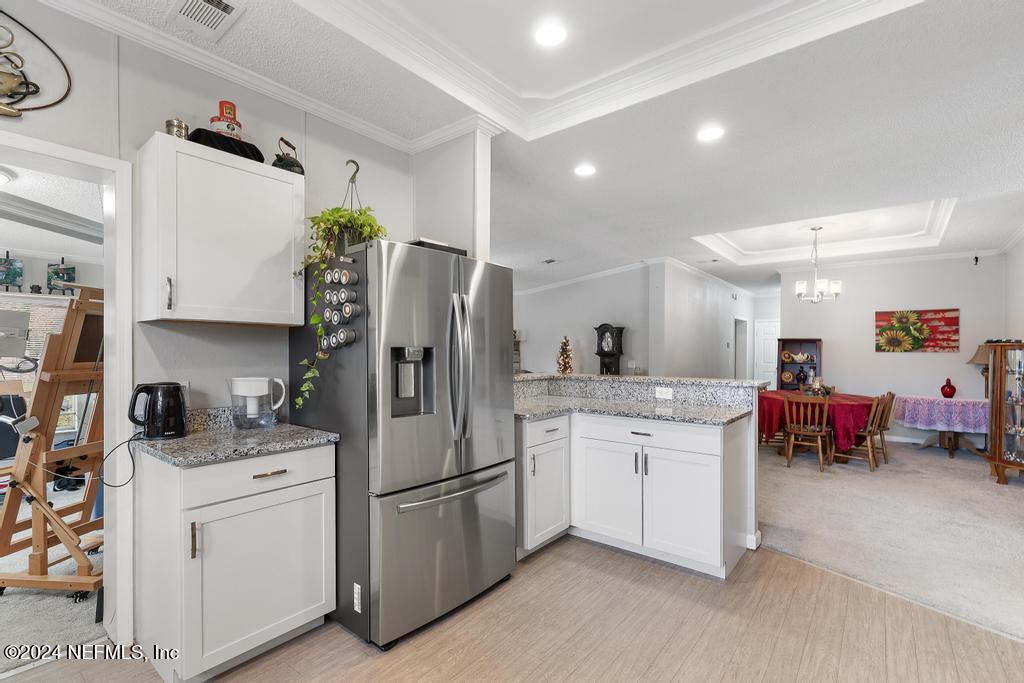 2949 BARBARA Lane
