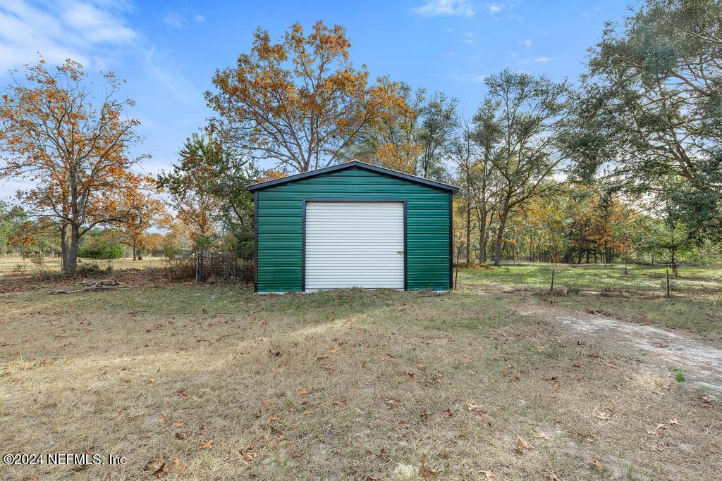 2949 BARBARA Lane