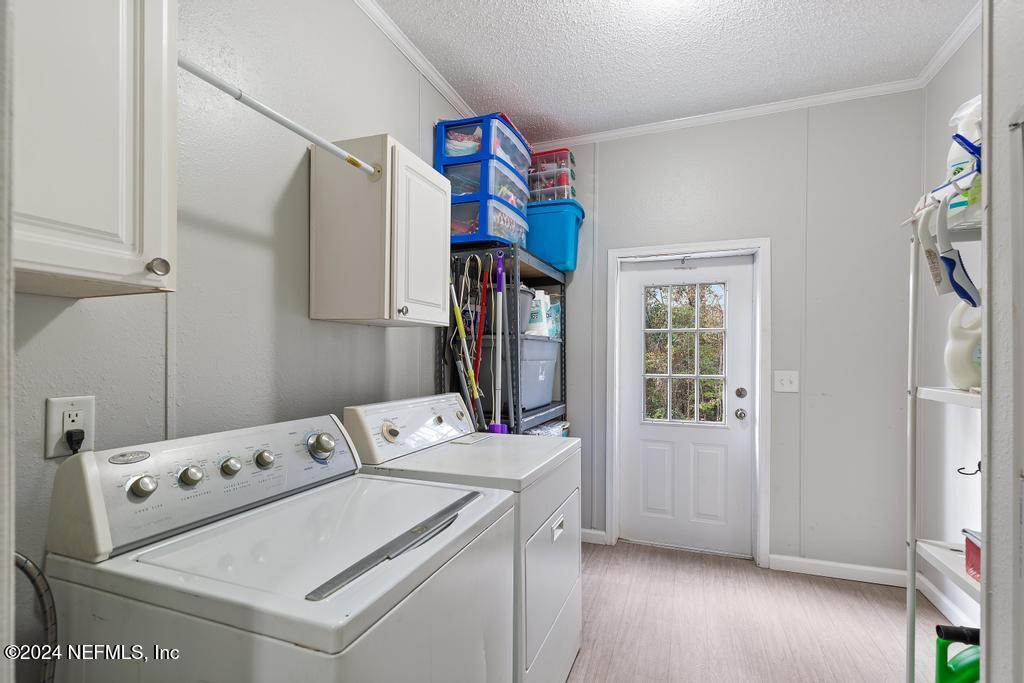 2949 BARBARA Lane