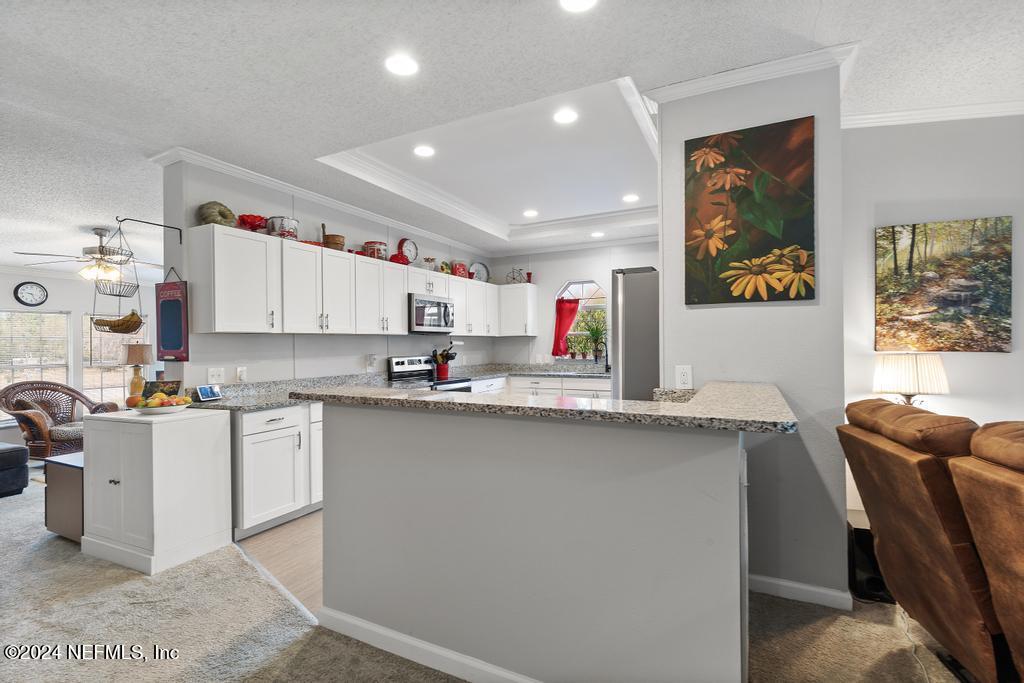 2949 BARBARA Lane