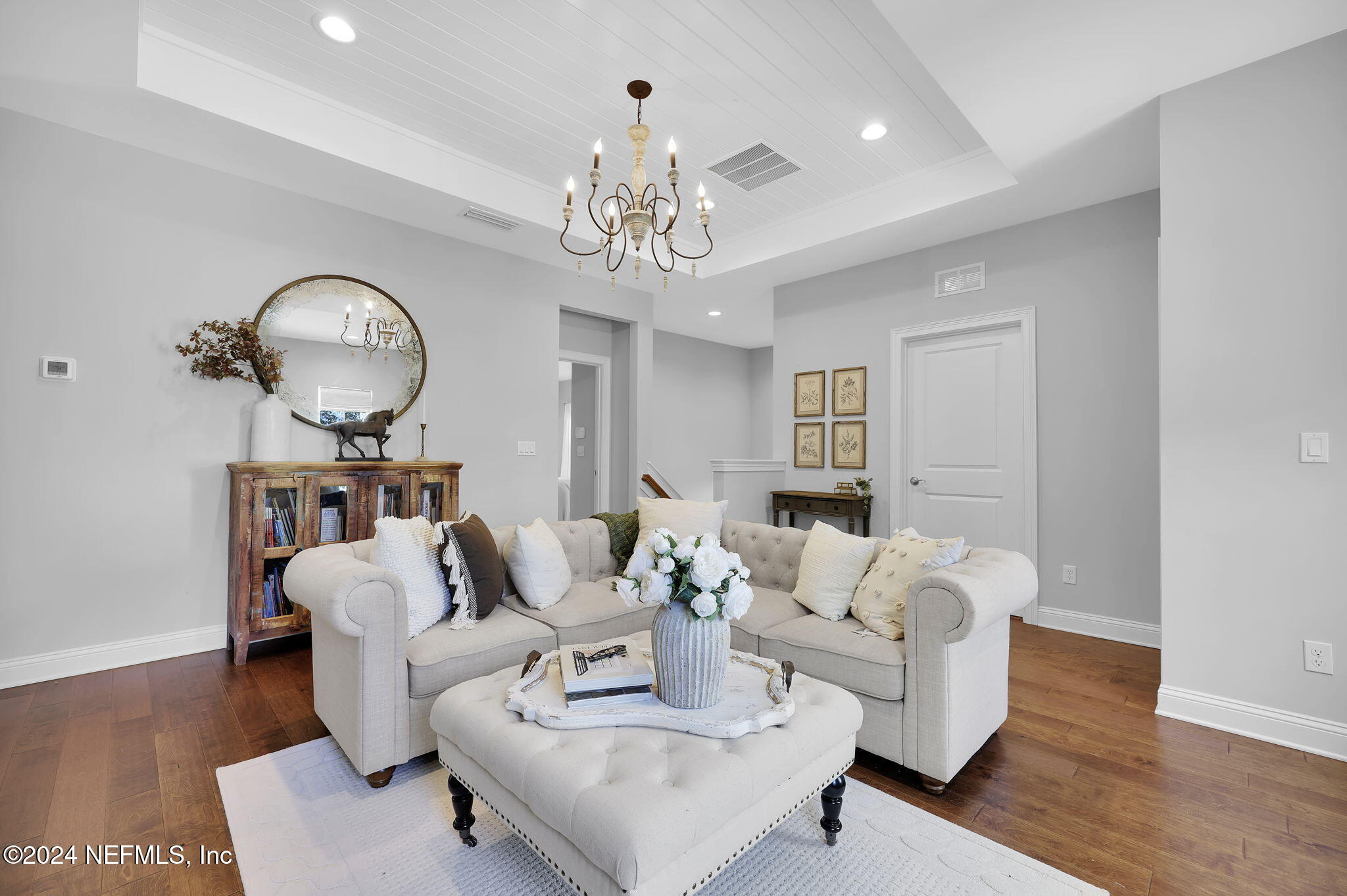 86 WOODVIEW Court