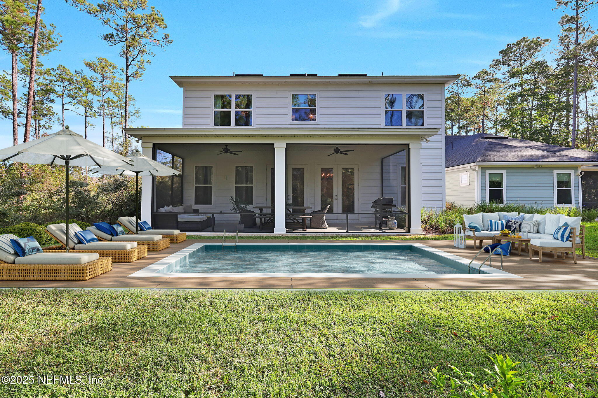 86 WOODVIEW Court