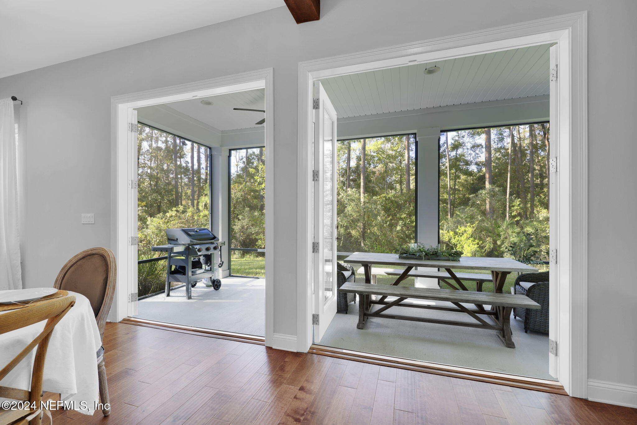 86 WOODVIEW Court