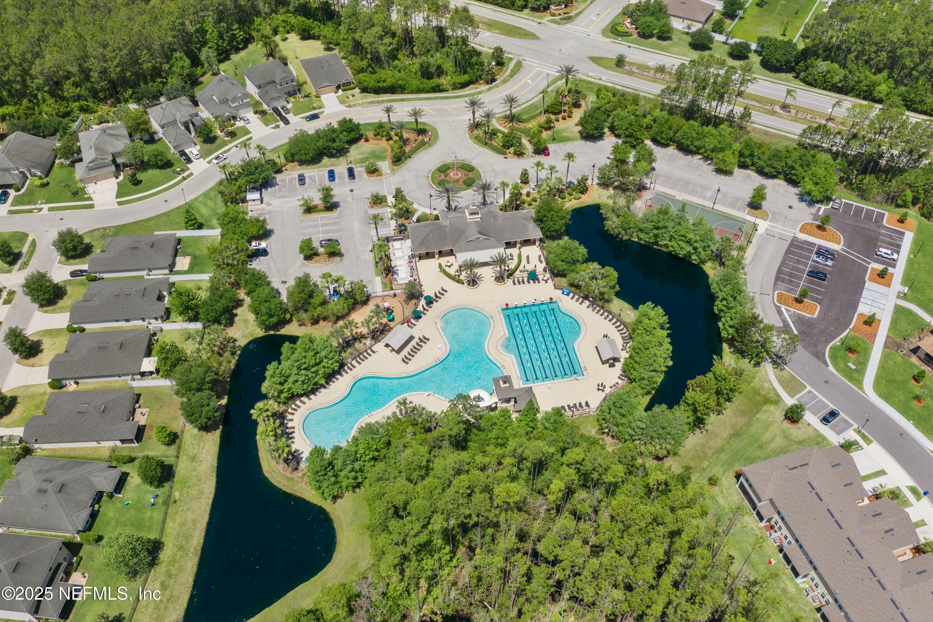 904 ROSE GARDEN Court