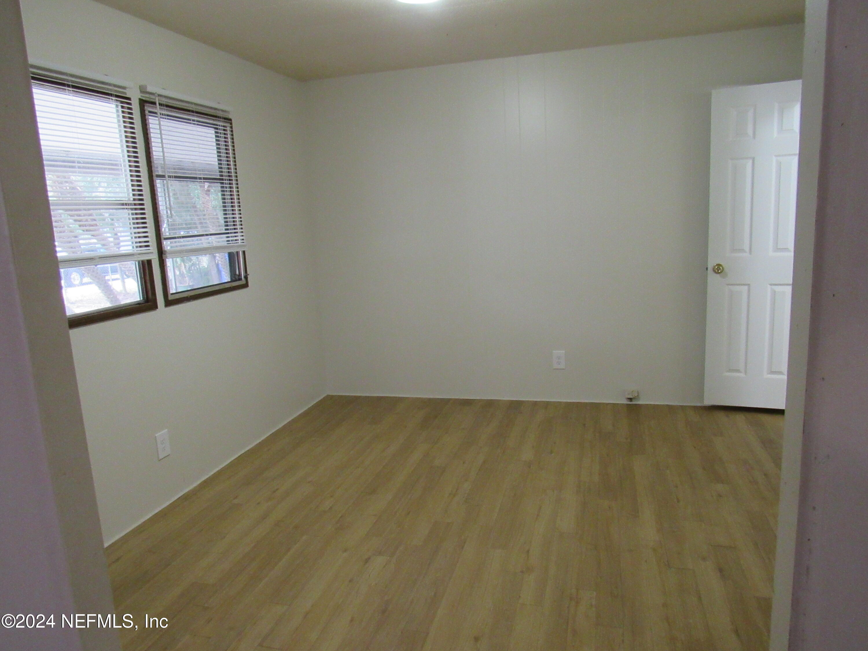 1185 HARMONY Drive S