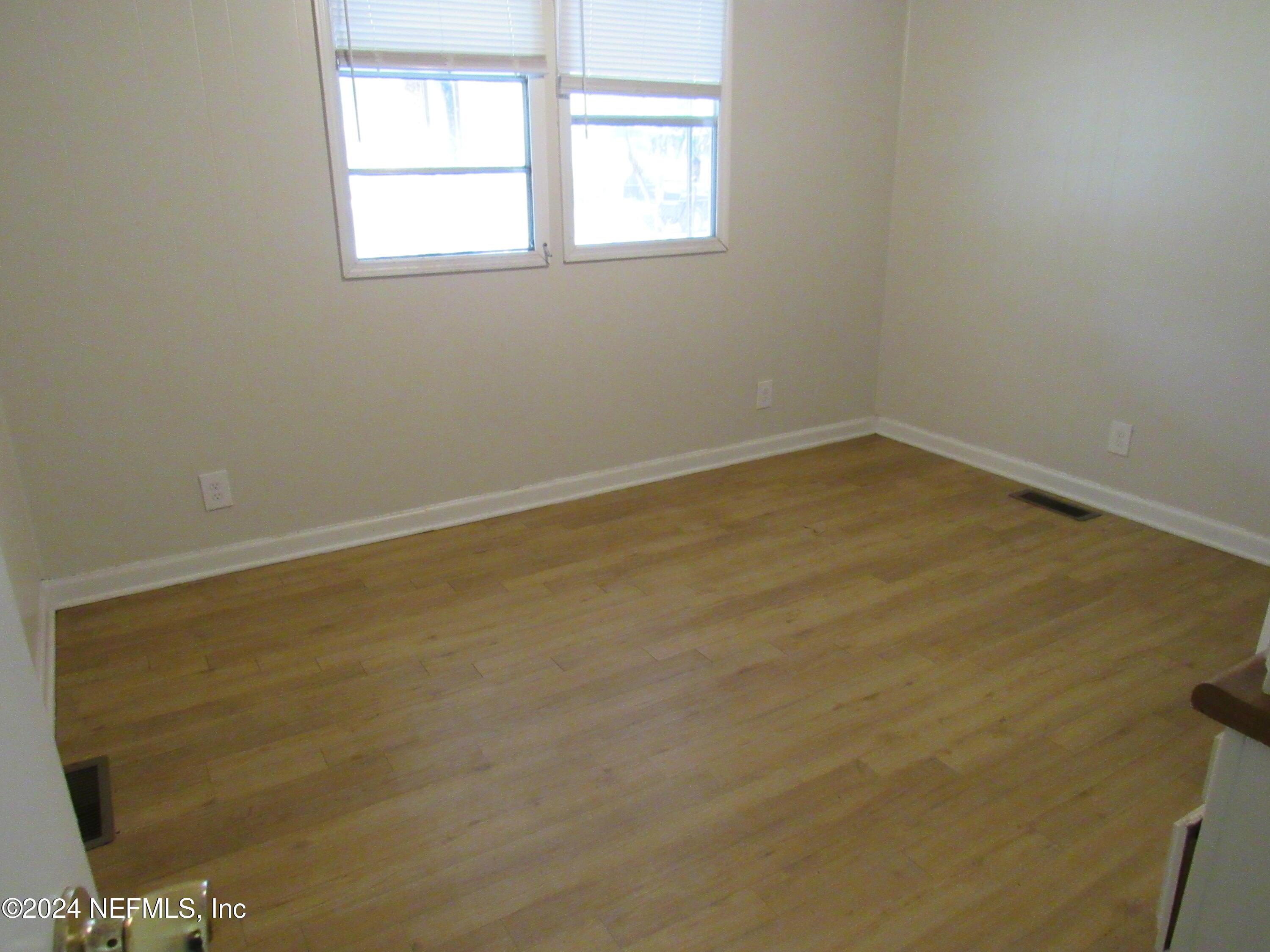 1185 HARMONY Drive S