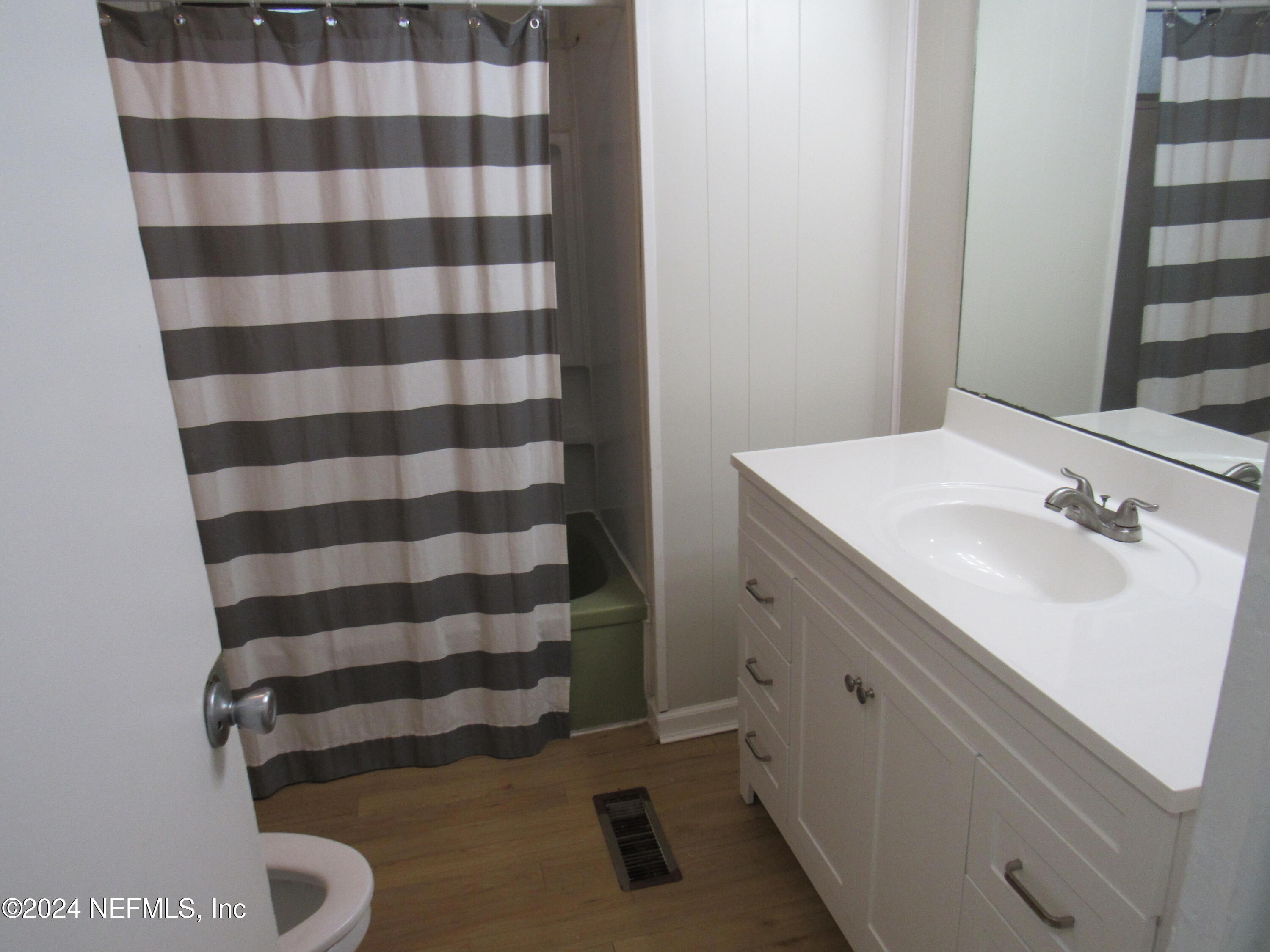 1185 HARMONY Drive S