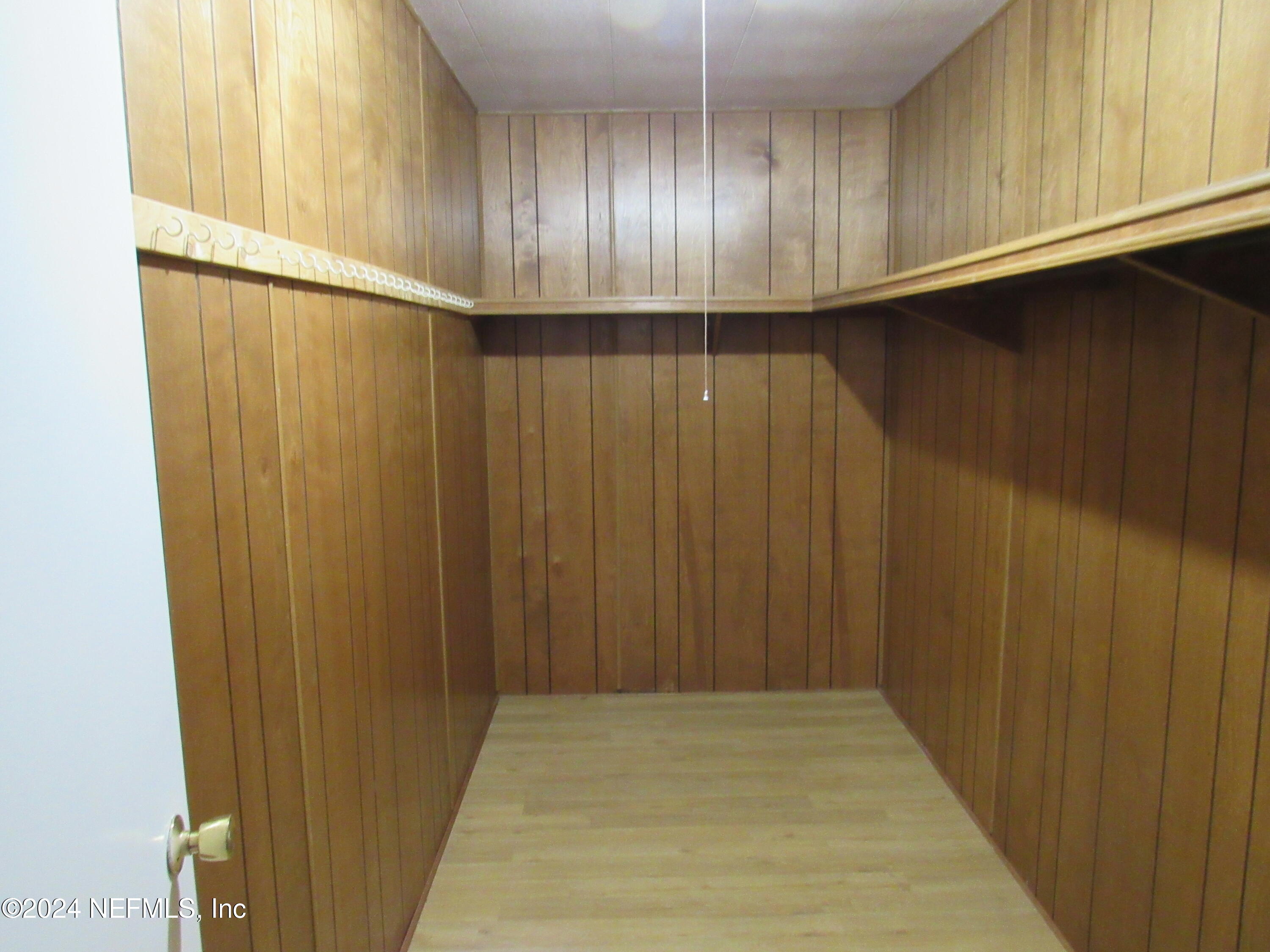 1185 HARMONY Drive S