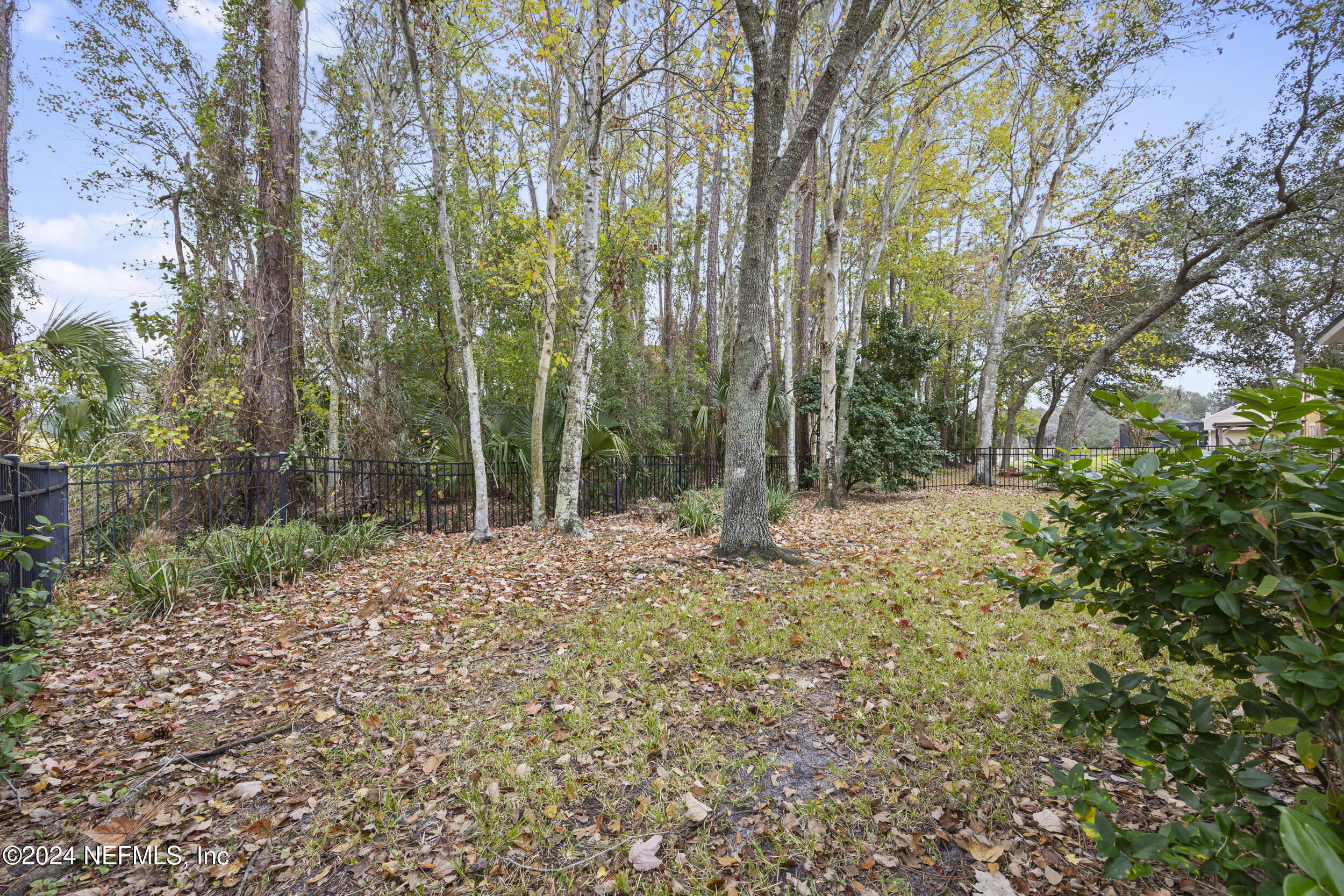 1863 CHATHAM VILLAGE Drive