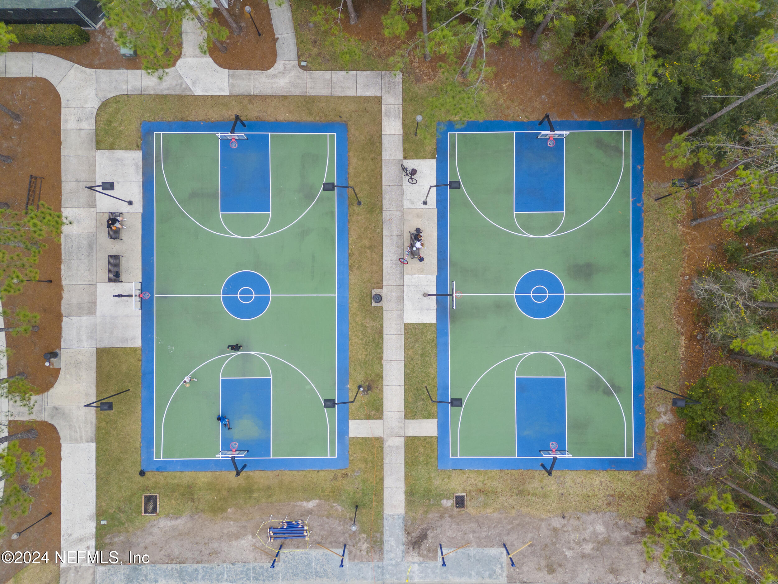 1863 CHATHAM VILLAGE Drive