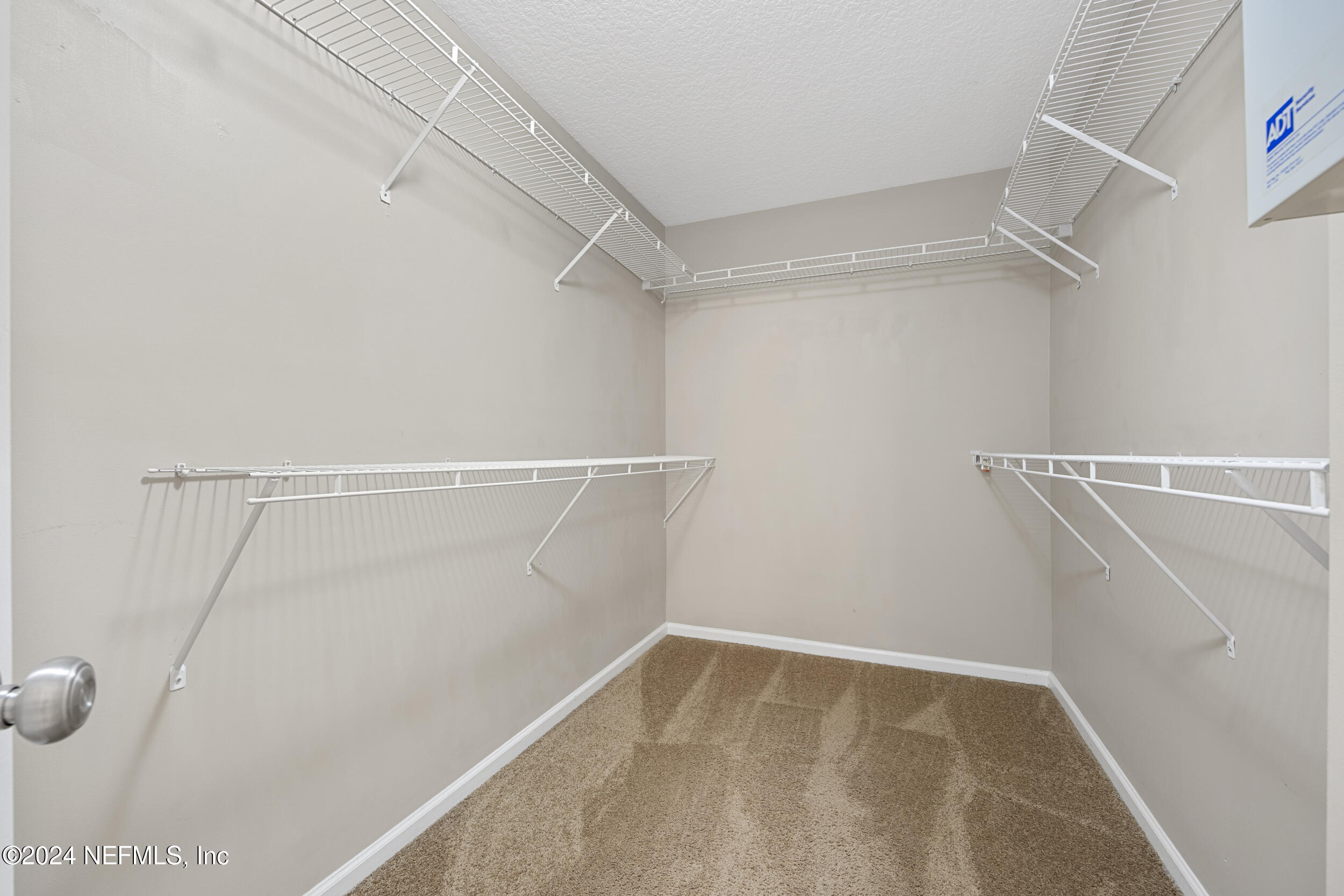 1863 CHATHAM VILLAGE Drive