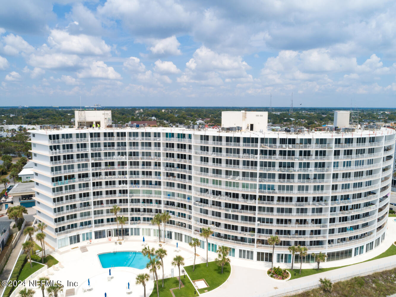 1601 OCEAN Drive S, 105