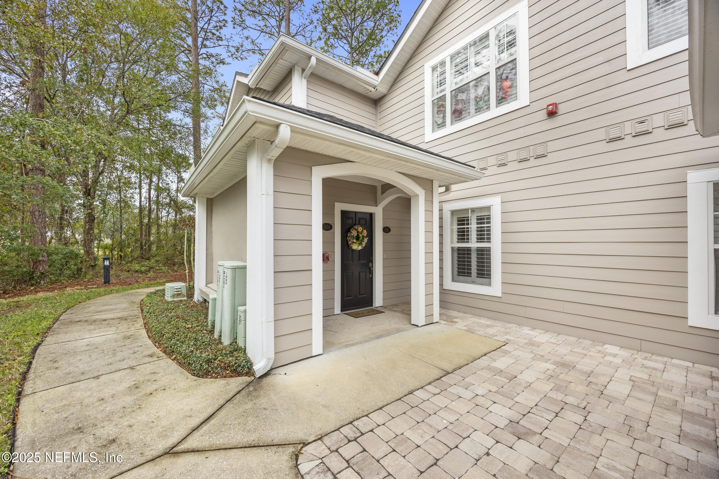 135 LEGENDARY Drive, 101