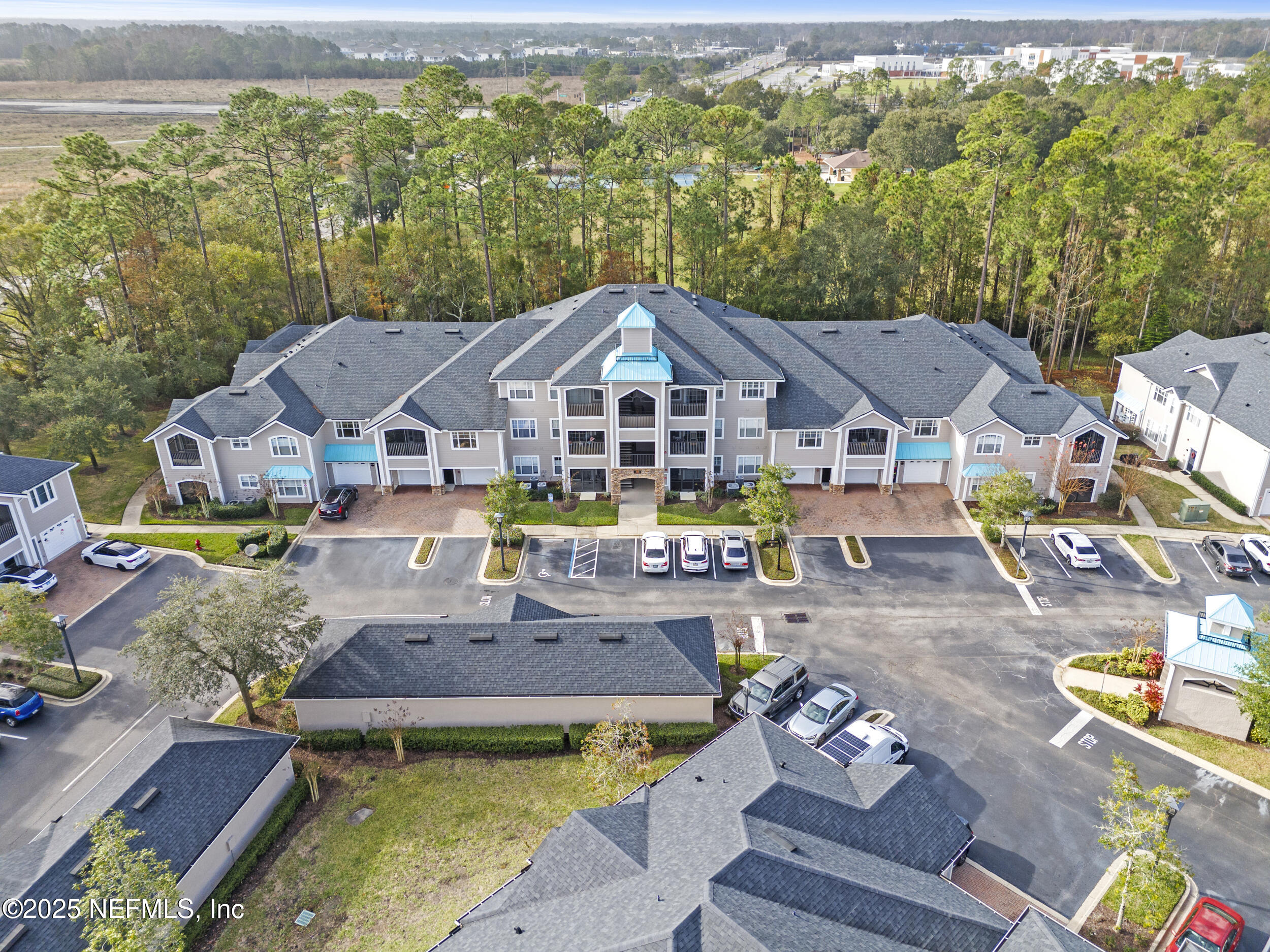 135 LEGENDARY Drive, 101