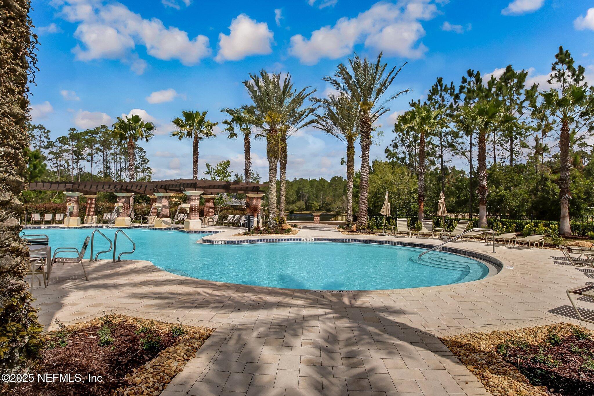 112 S ARABELLA Way, St. Johns