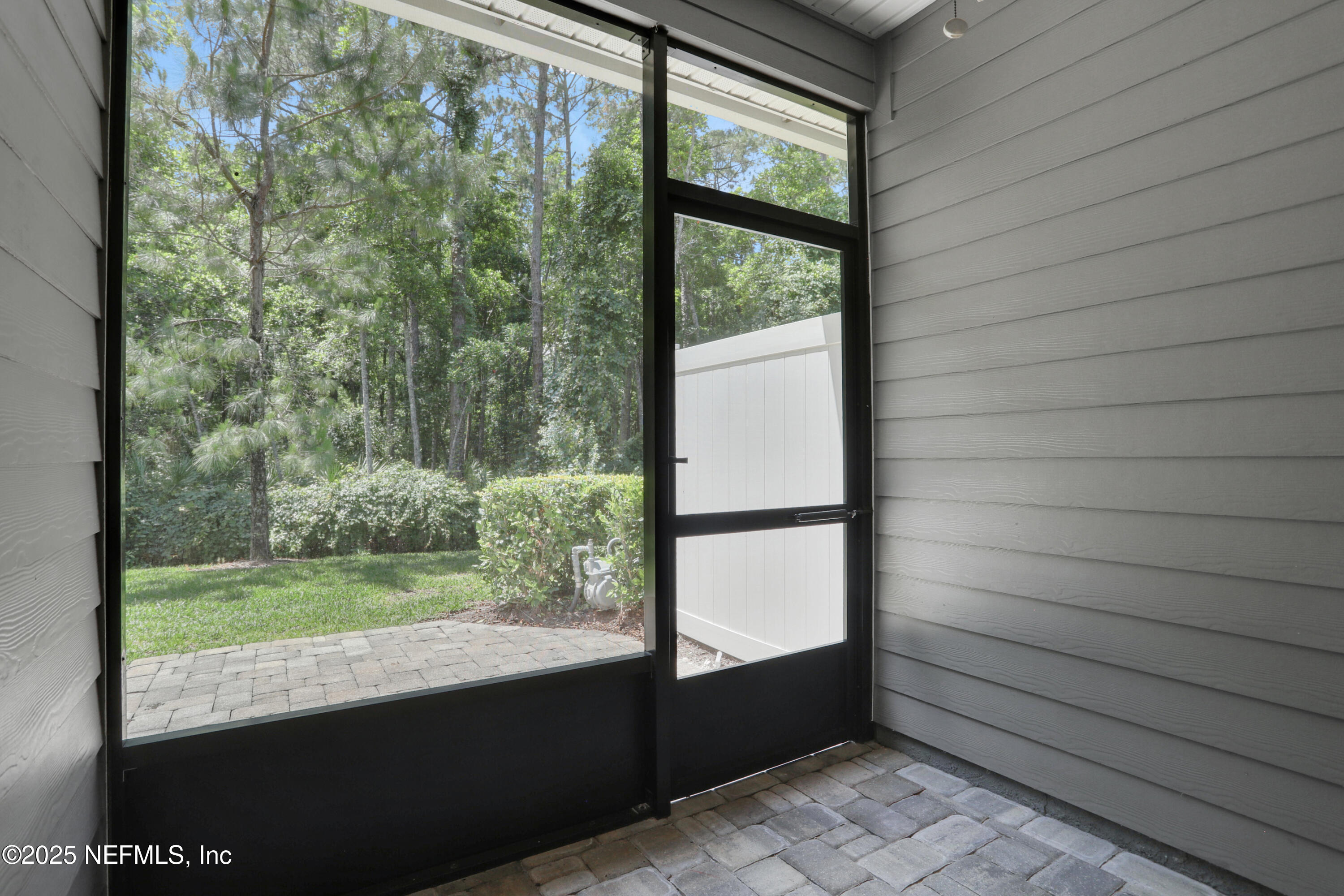 488 COCONUT PALM Parkway