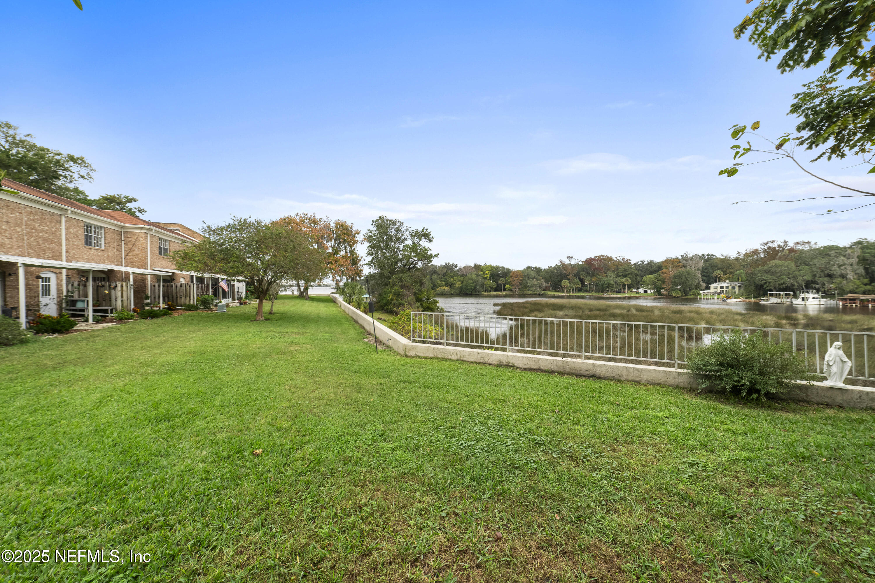 5201 ATLANTIC Boulevard, 277