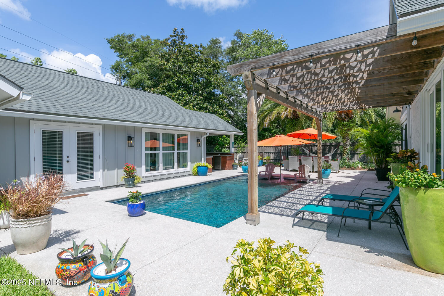 2448 BLACKBEARD Drive