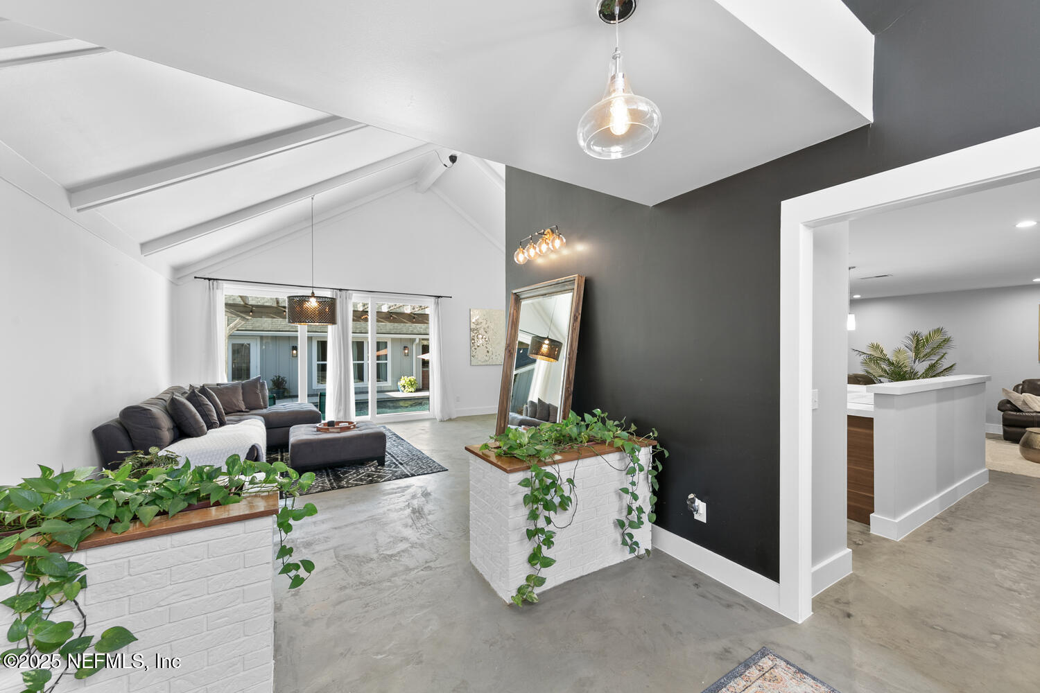 2448 BLACKBEARD Drive